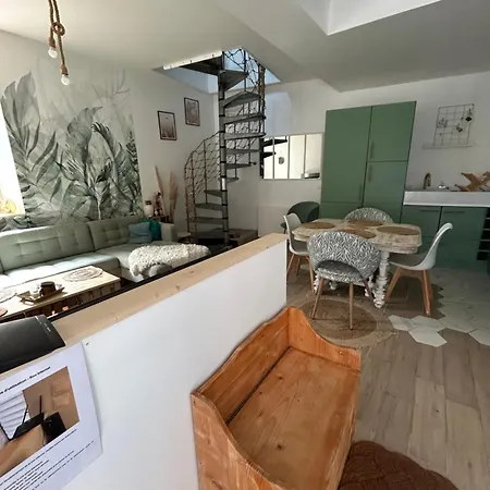 Apartment Petite Maison Dans Village Anime *